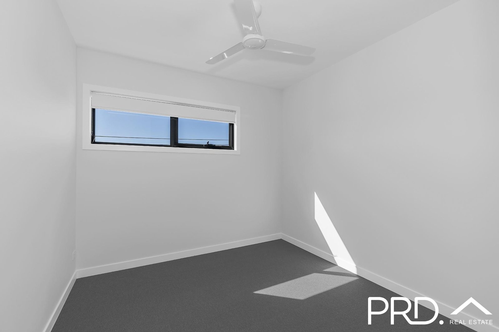 3/13 Robert Street MUDGEERABA 4
