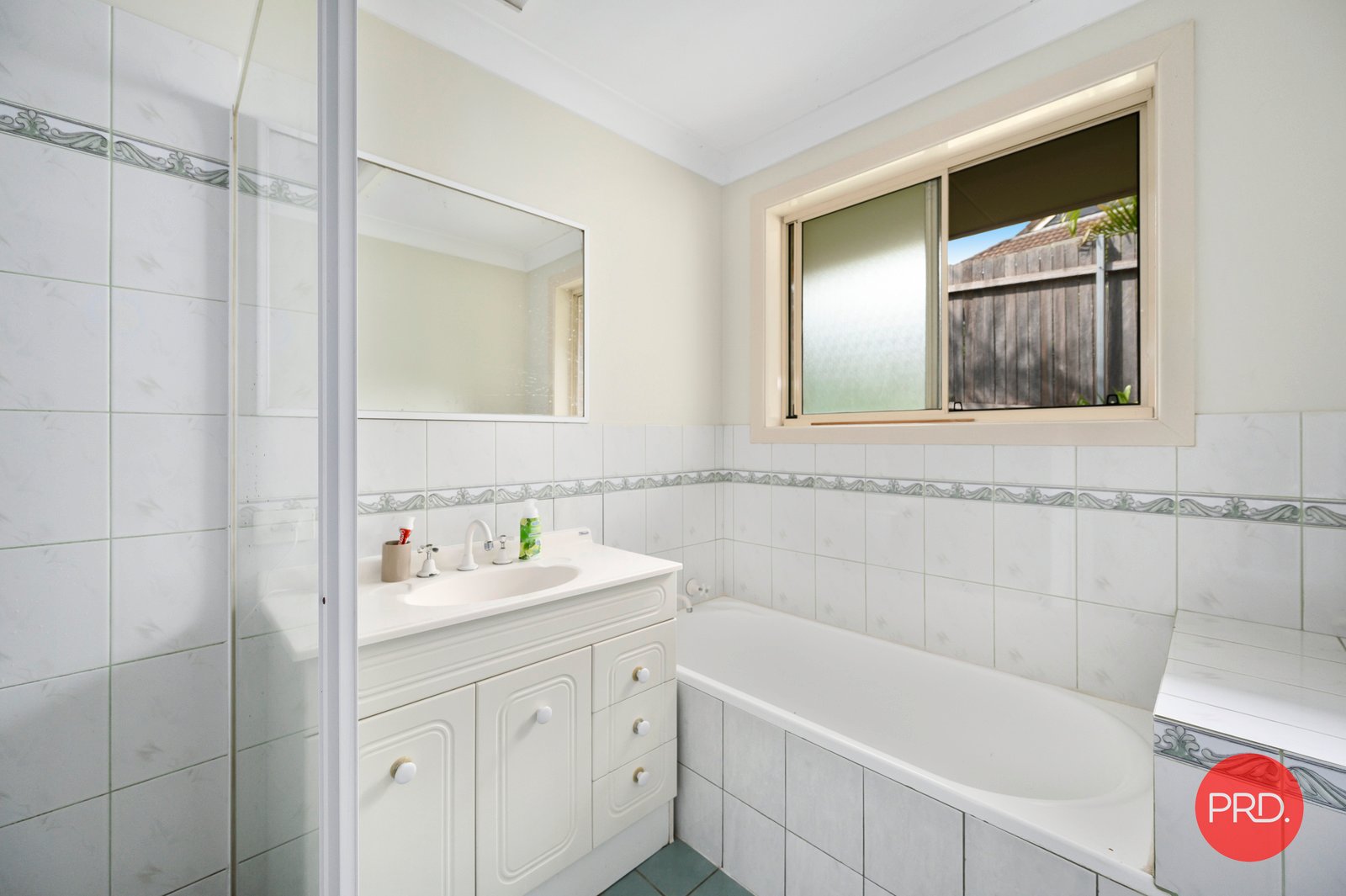 3/13 Russ Hammond Close KORORA 10