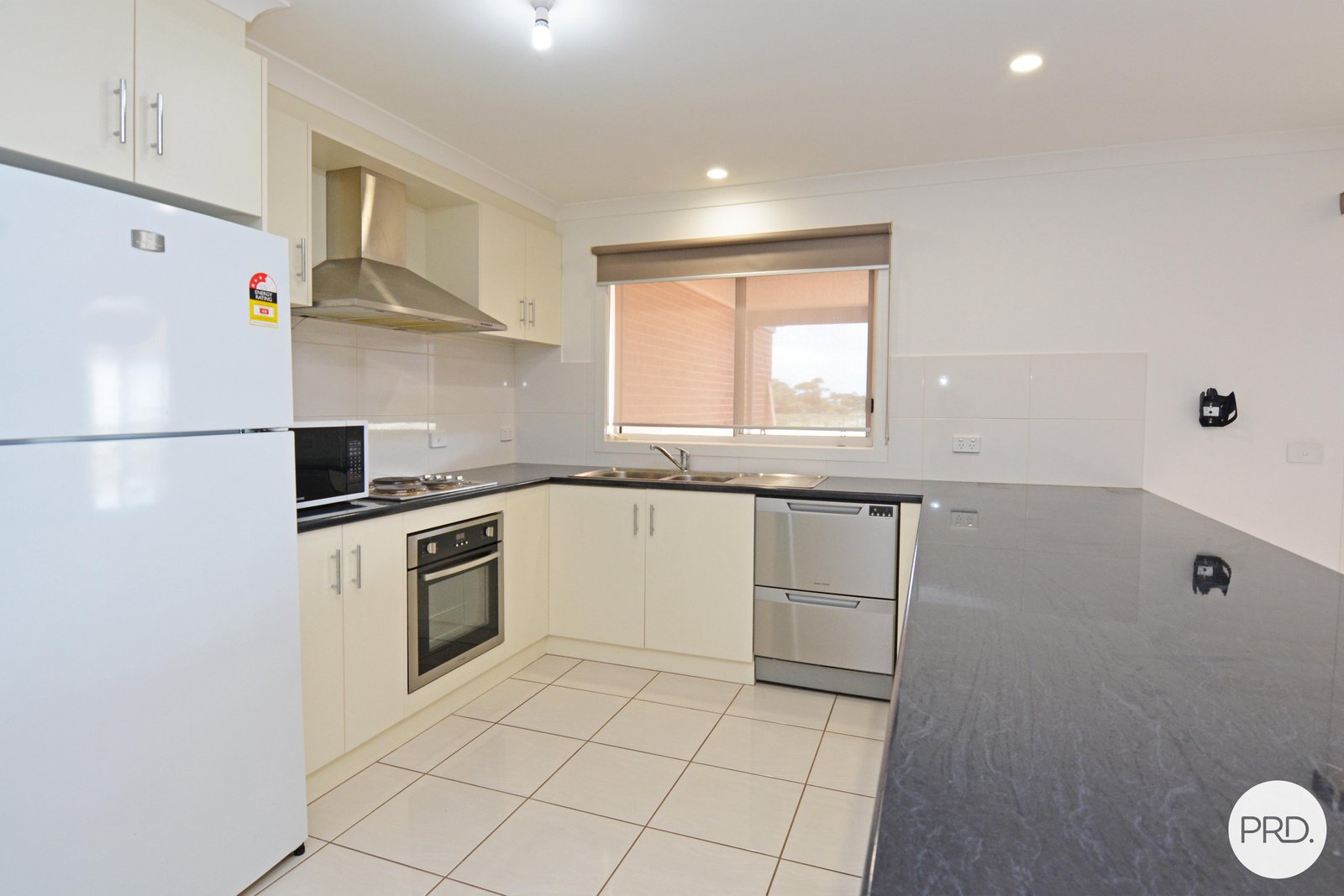 313 White Cliff Avenue MILDURA 5