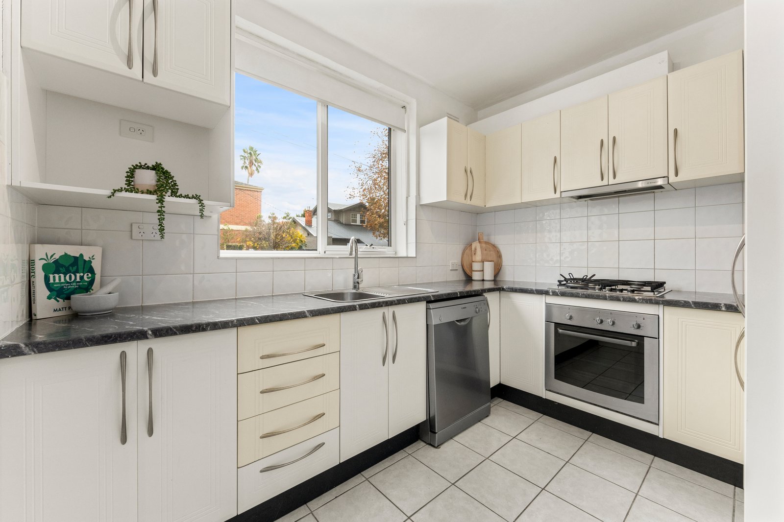 Gallery: 3/130-132 Mitford Street