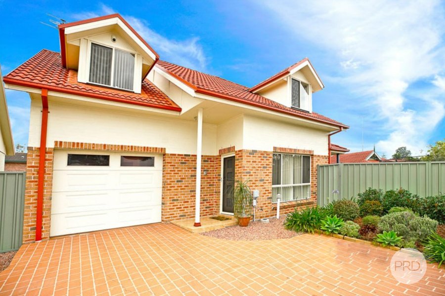 3/130 Derby Street Penrith 1