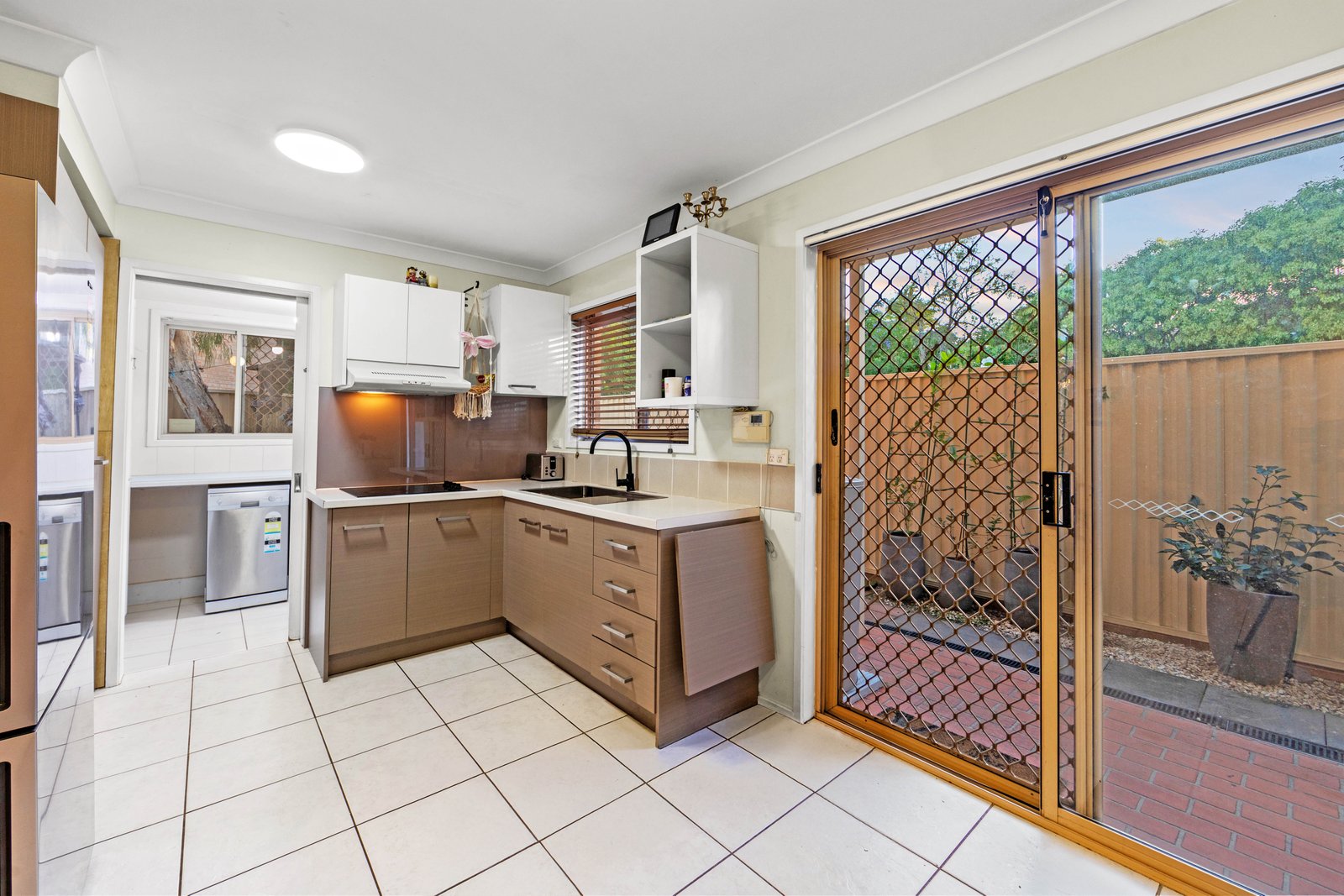 31/30 Gemvale Road REEDY CREEK 3