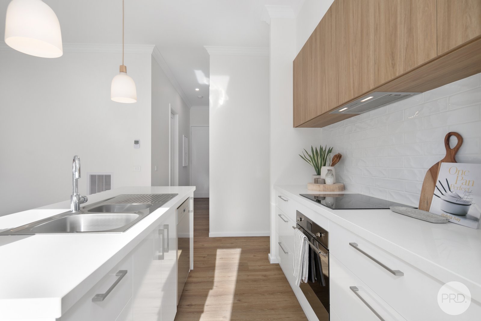 3/1304A Gregory Street LAKE WENDOUREE 2