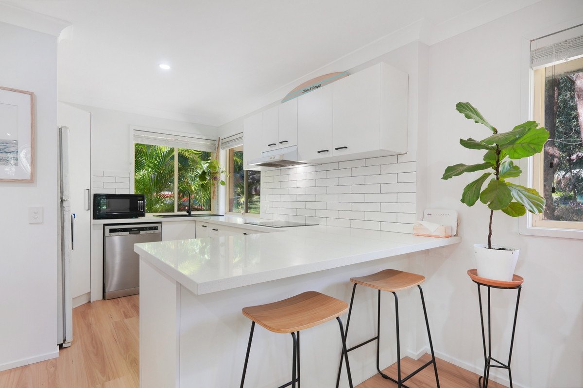 31/31 Simpsons Road Elanora 1