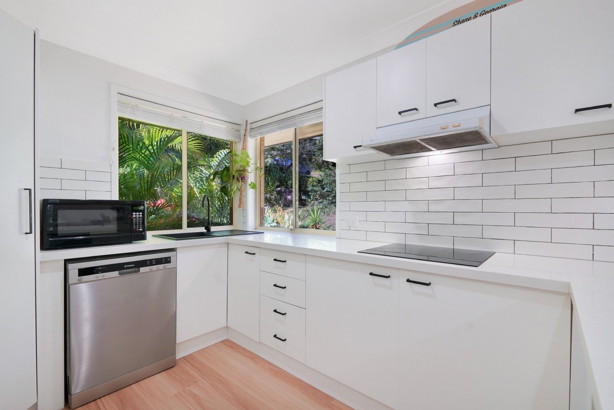 31/31 Simpsons Road Elanora 2