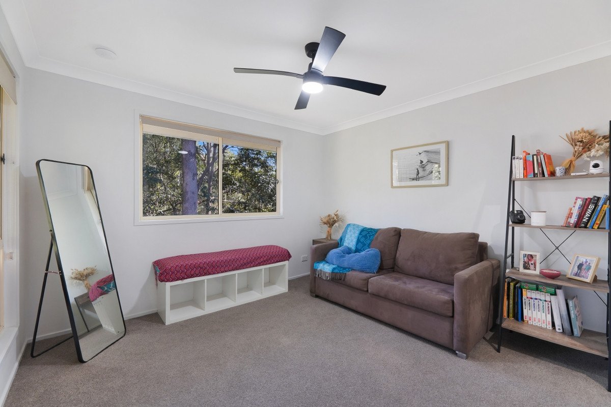 31/31 Simpsons Road Elanora 9