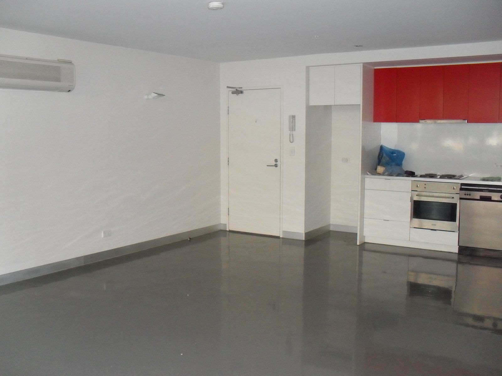 Gallery: 313/19 Pickles Street
