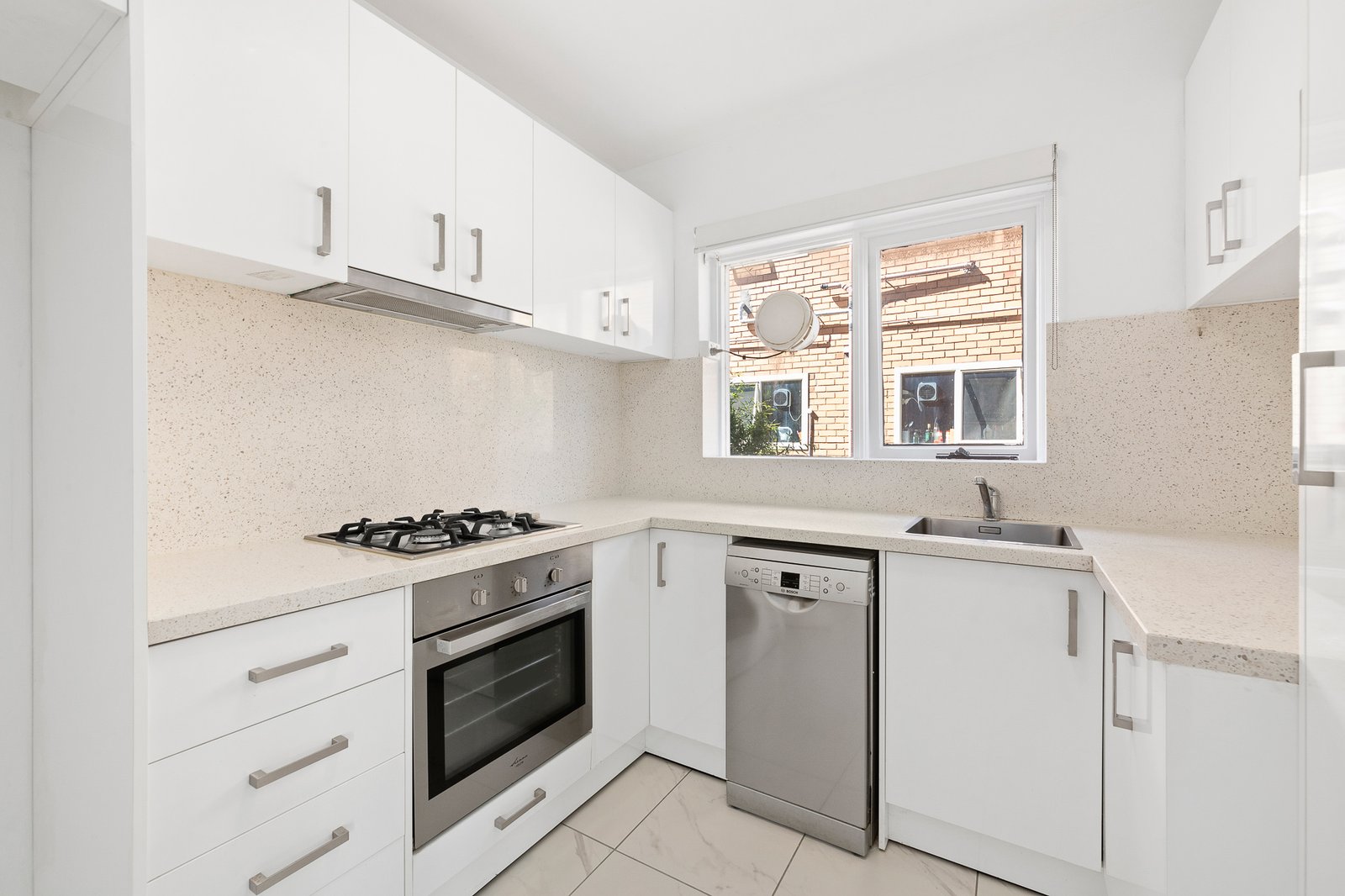 Gallery: 3/132 Inkerman Street