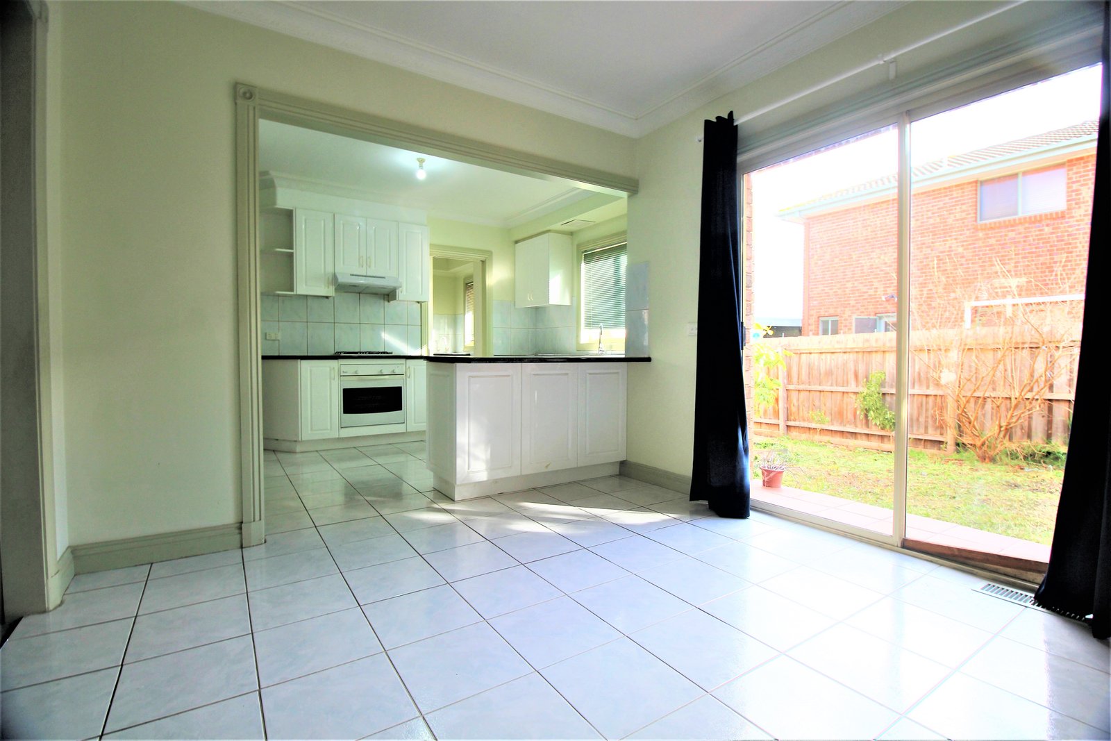 Gallery: 3/133 Clayton Road