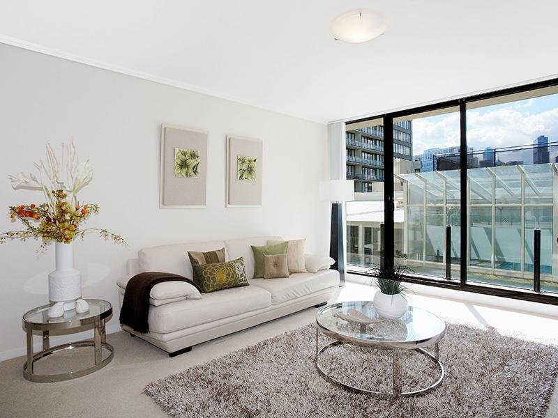 Gallery: 313/38 Bank Street