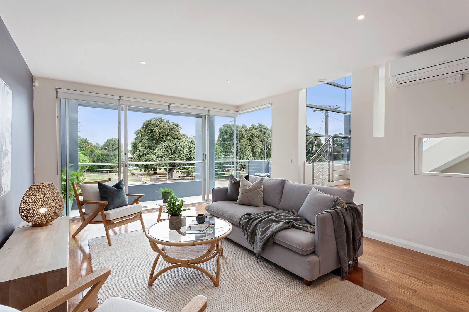 Real Estate and Property in 3/135 Ormond Esplanade, Elwood, VIC