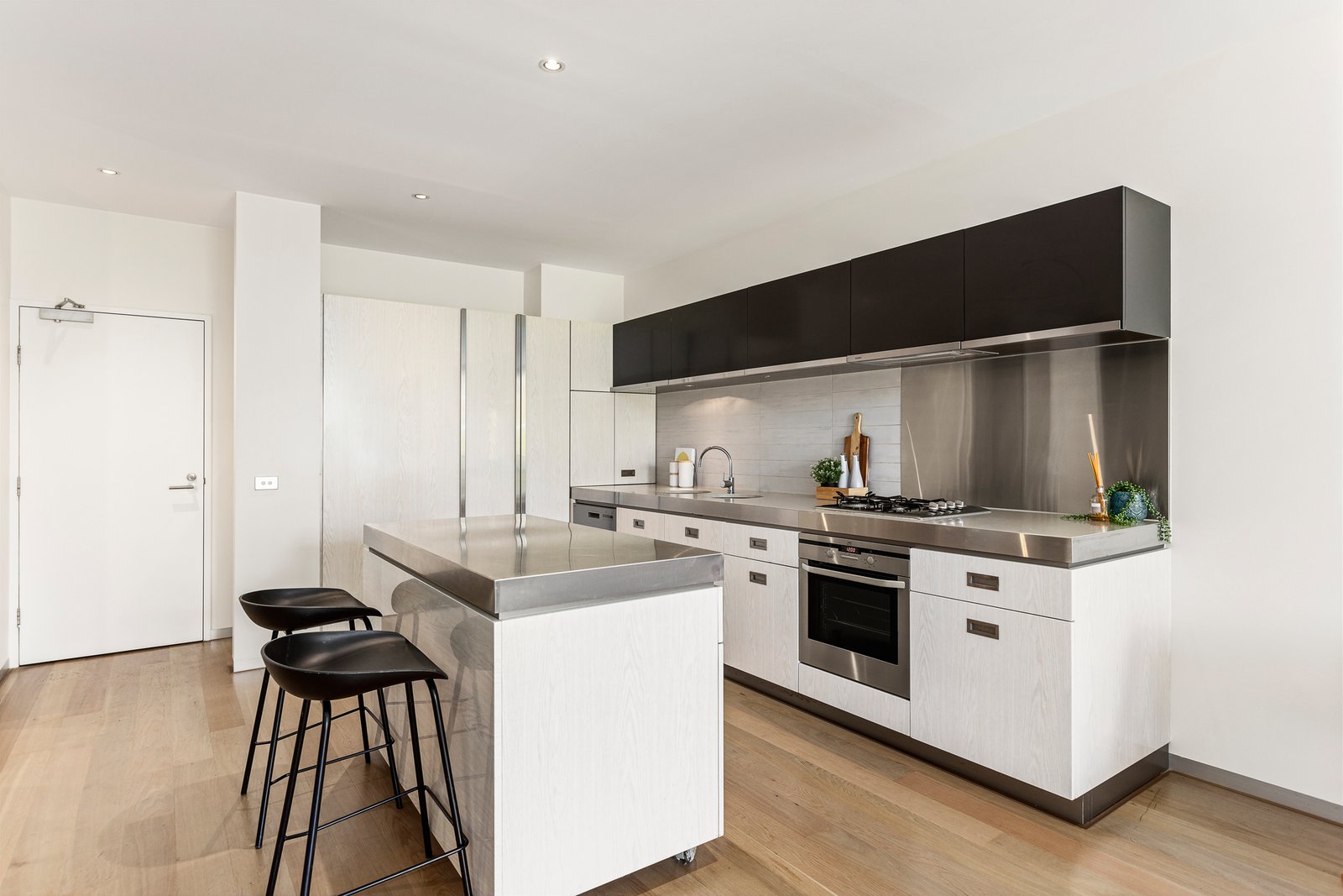 Gallery: 313/539 St Kilda Road
