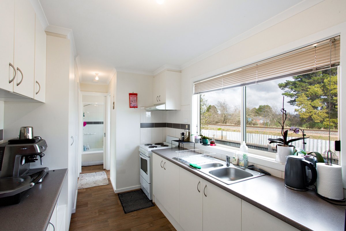 Gallery: 3/136 Clunes Road