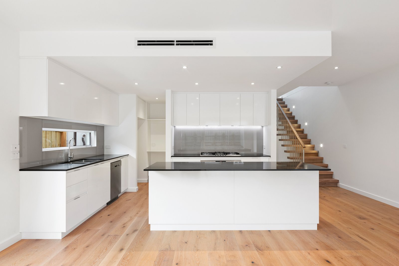 Gallery: 313b Jasper Road