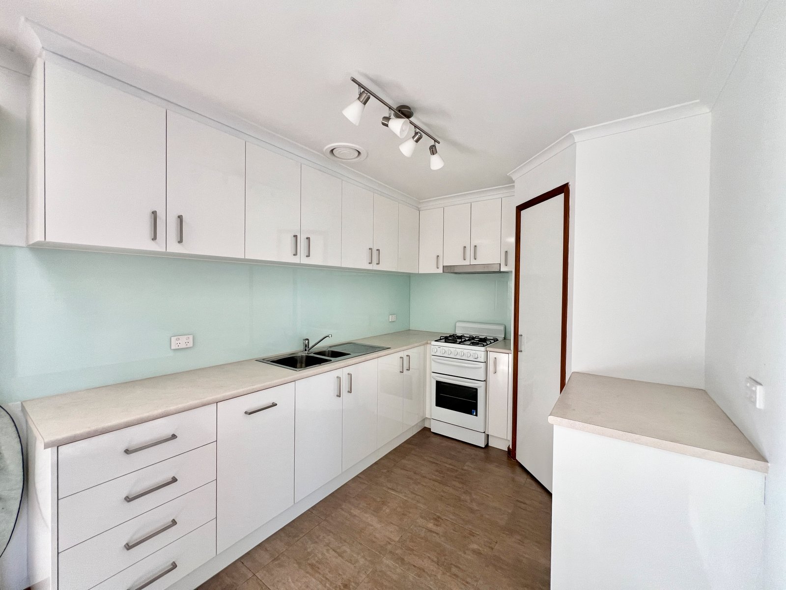 Gallery: 3/14-16 Elizabeth Street