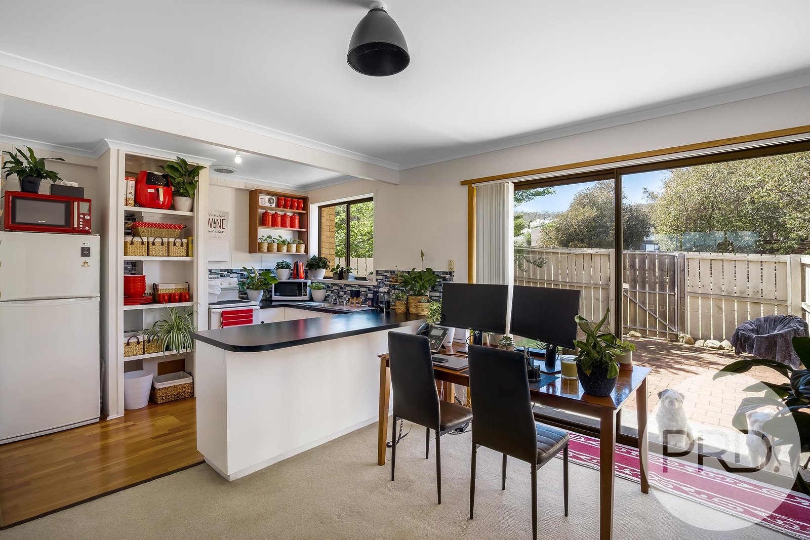 31/4 Clifford Court HOWRAH 11