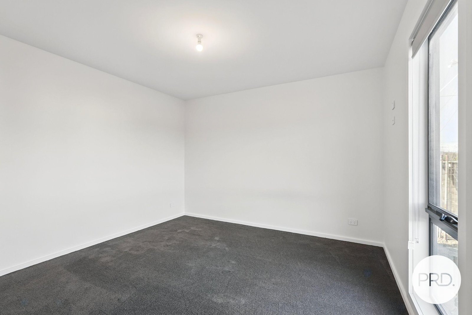 3/14 Dulcie Court OAKDOWNS 8