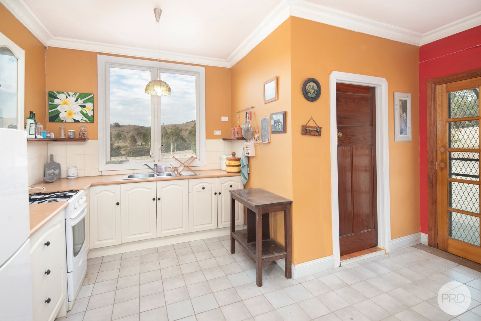 314 Joseph Lane AMPHITHEATRE 3