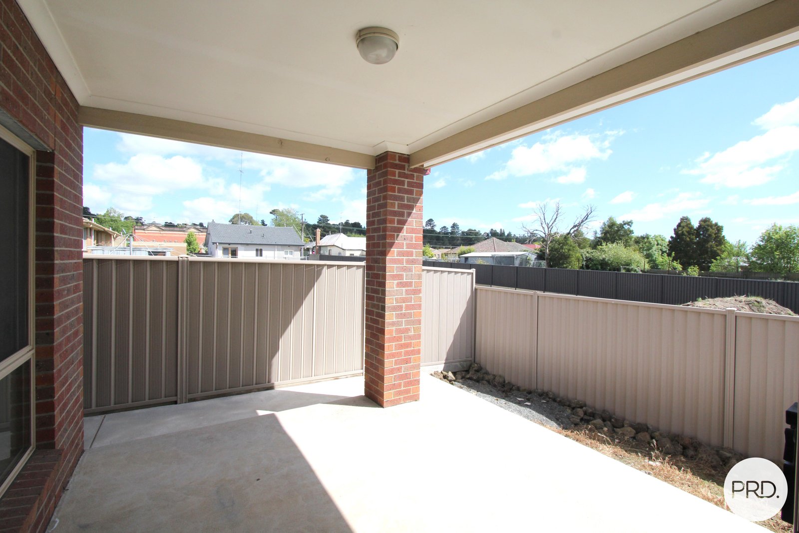 314 Kinnersley Avenue CANADIAN 11