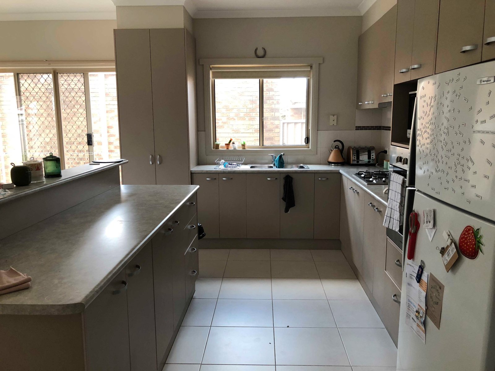 314 Kinnersley Avenue CANADIAN 6