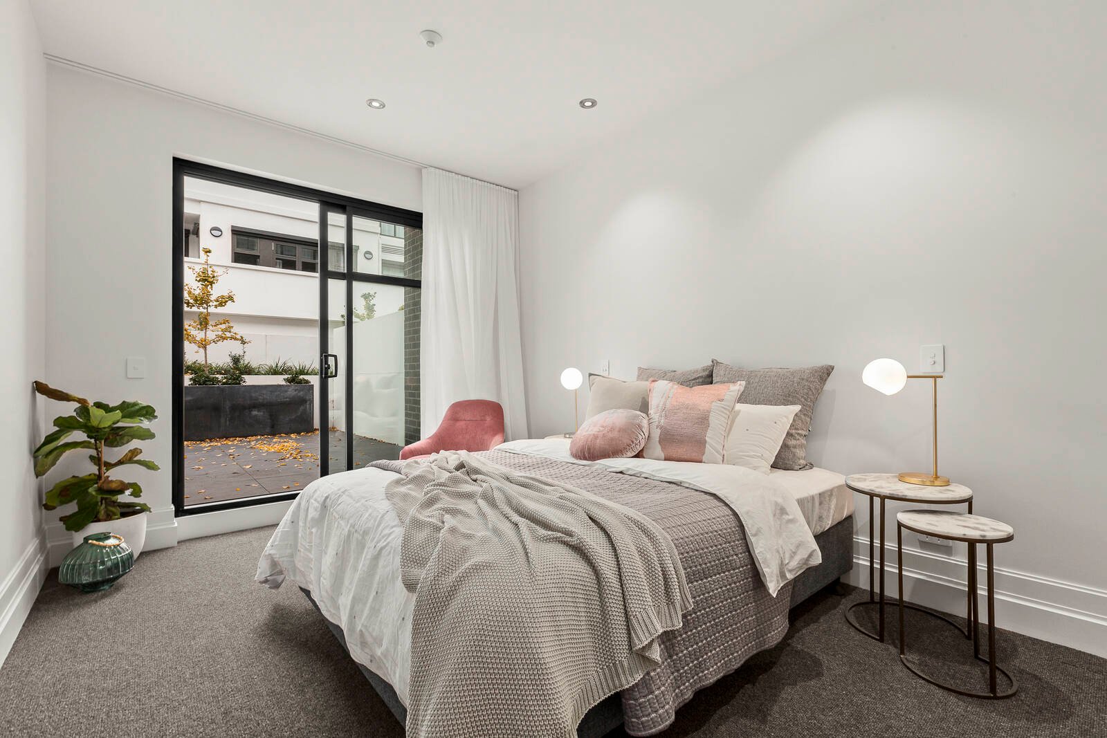 Real Estate and Property in 3/14 Lascelles Avenue, Toorak, VIC