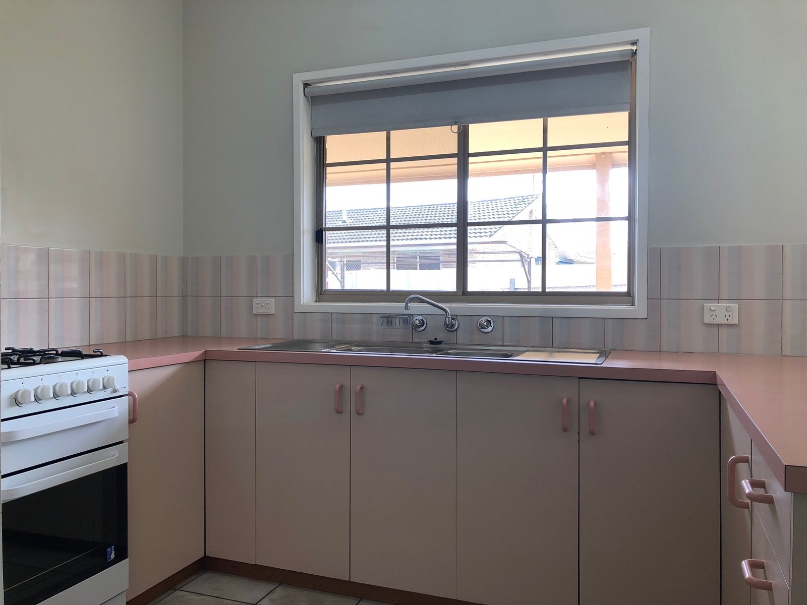 3/140 Benyon Street ALBURY 5