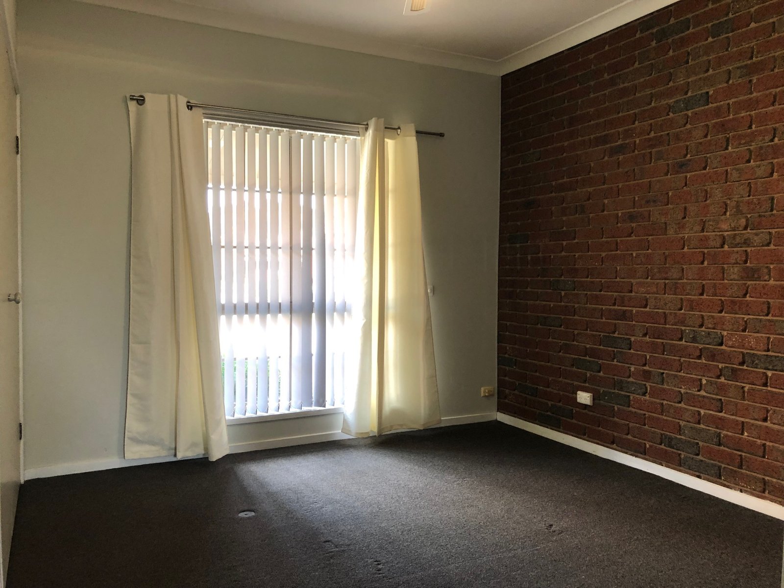 3/140 Benyon Street ALBURY 7