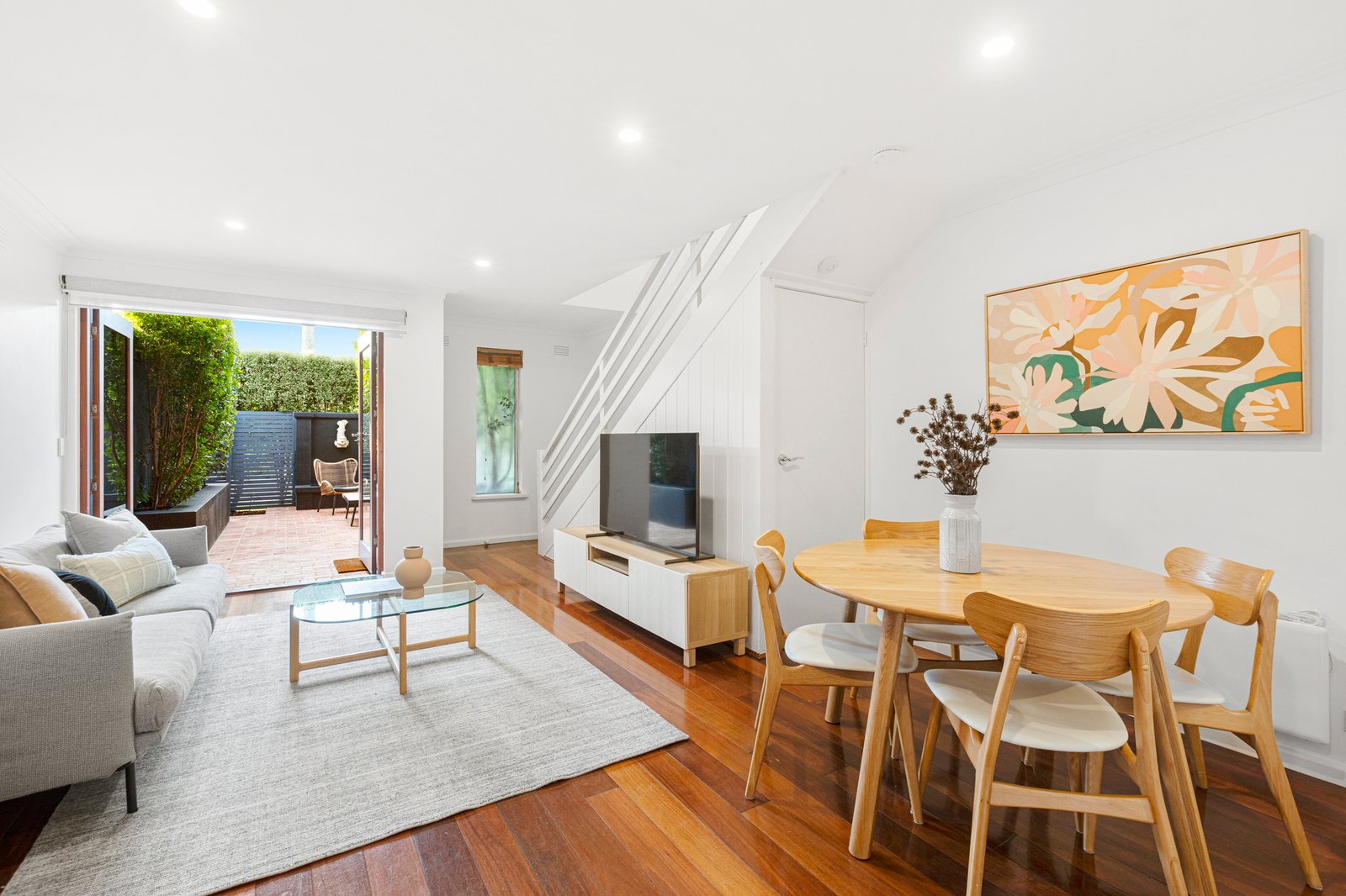 Gallery: 3/140 Charman (faces Patty Street) Road
