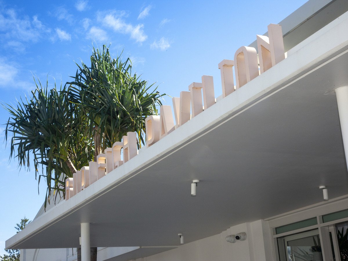 3/141 George Street West  BURLEIGH HEADS 12