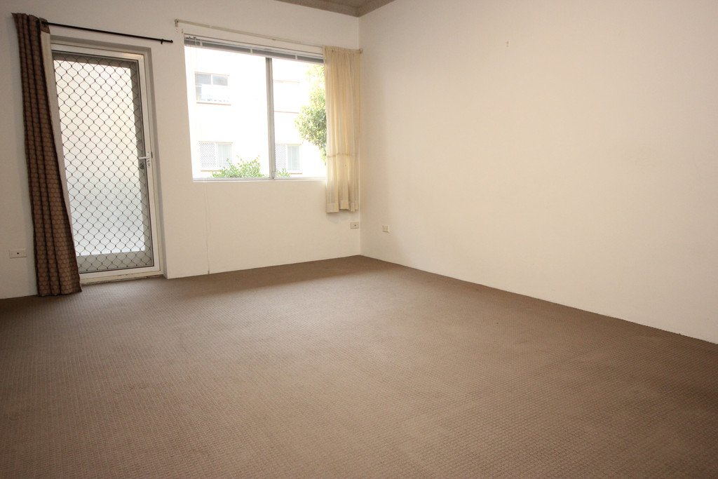 3/142 Chuter Avenue SANS SOUCI 5