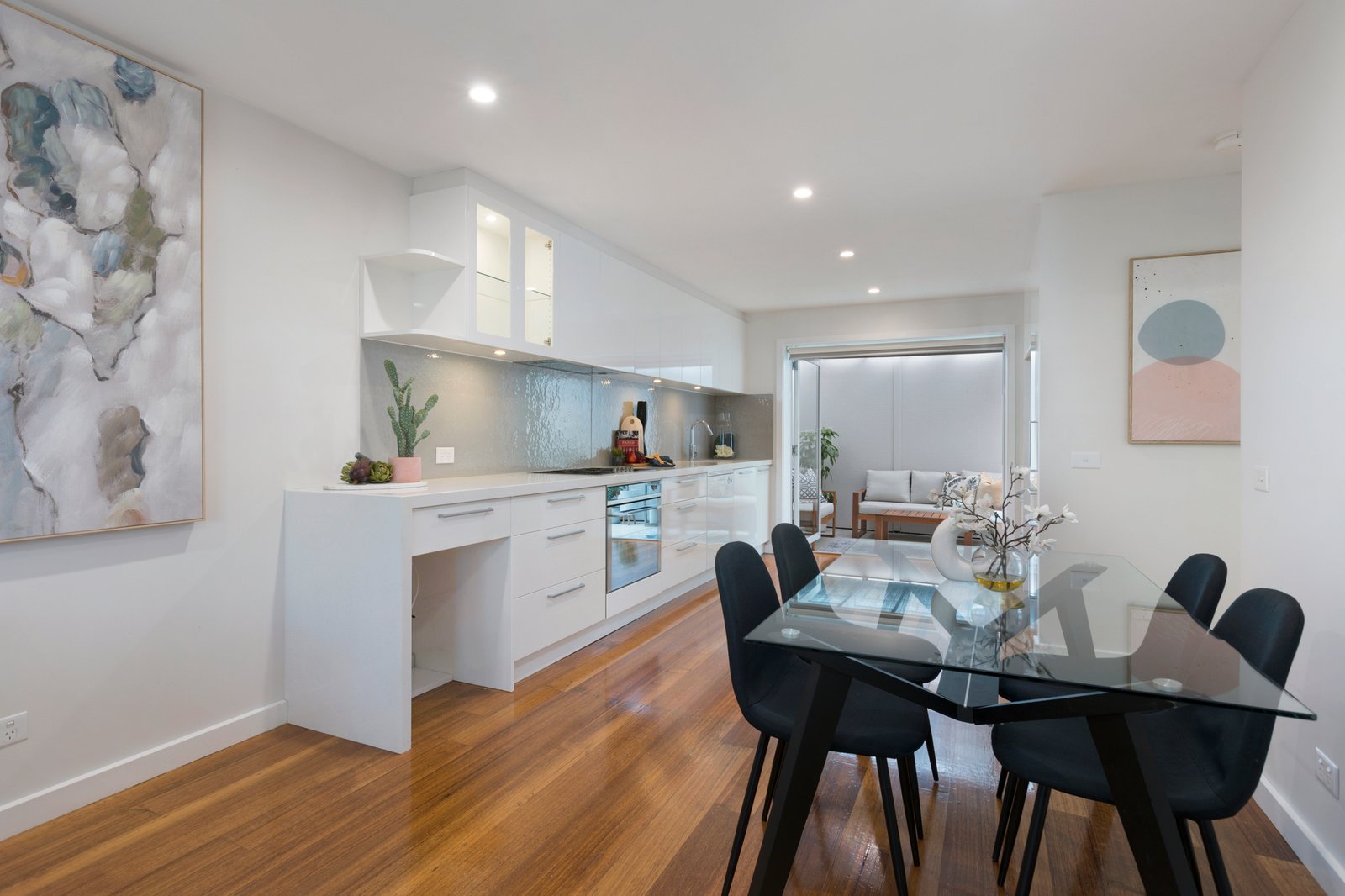 Gallery: 3/143 Weatherall Road