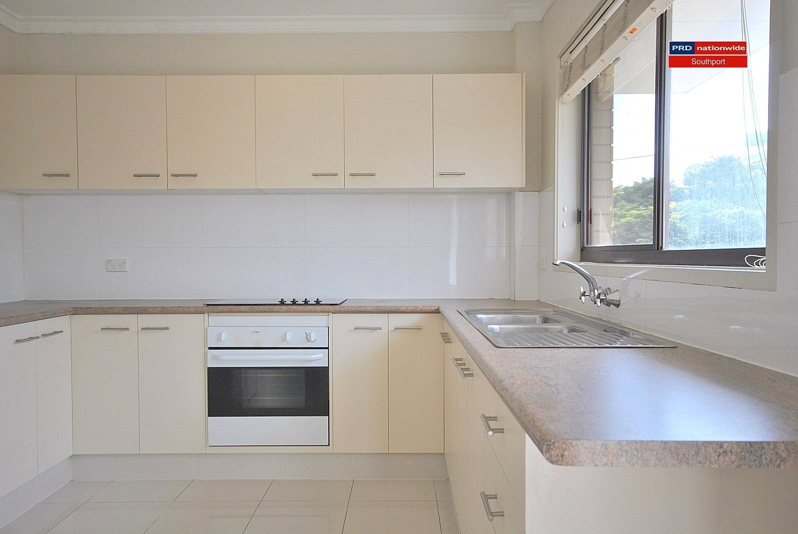3/147 High Street SOUTHPORT 4