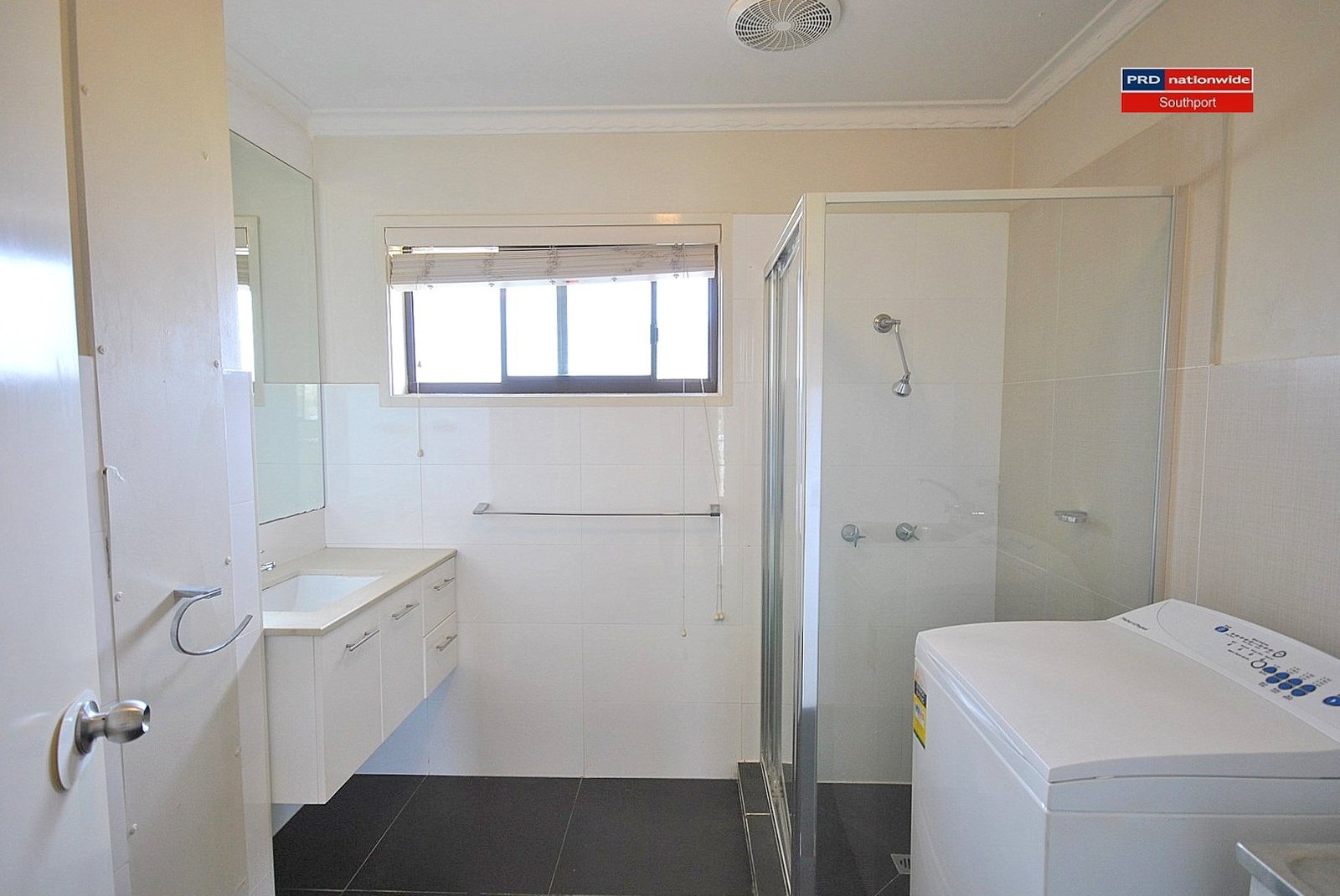 3/147 High Street SOUTHPORT 6