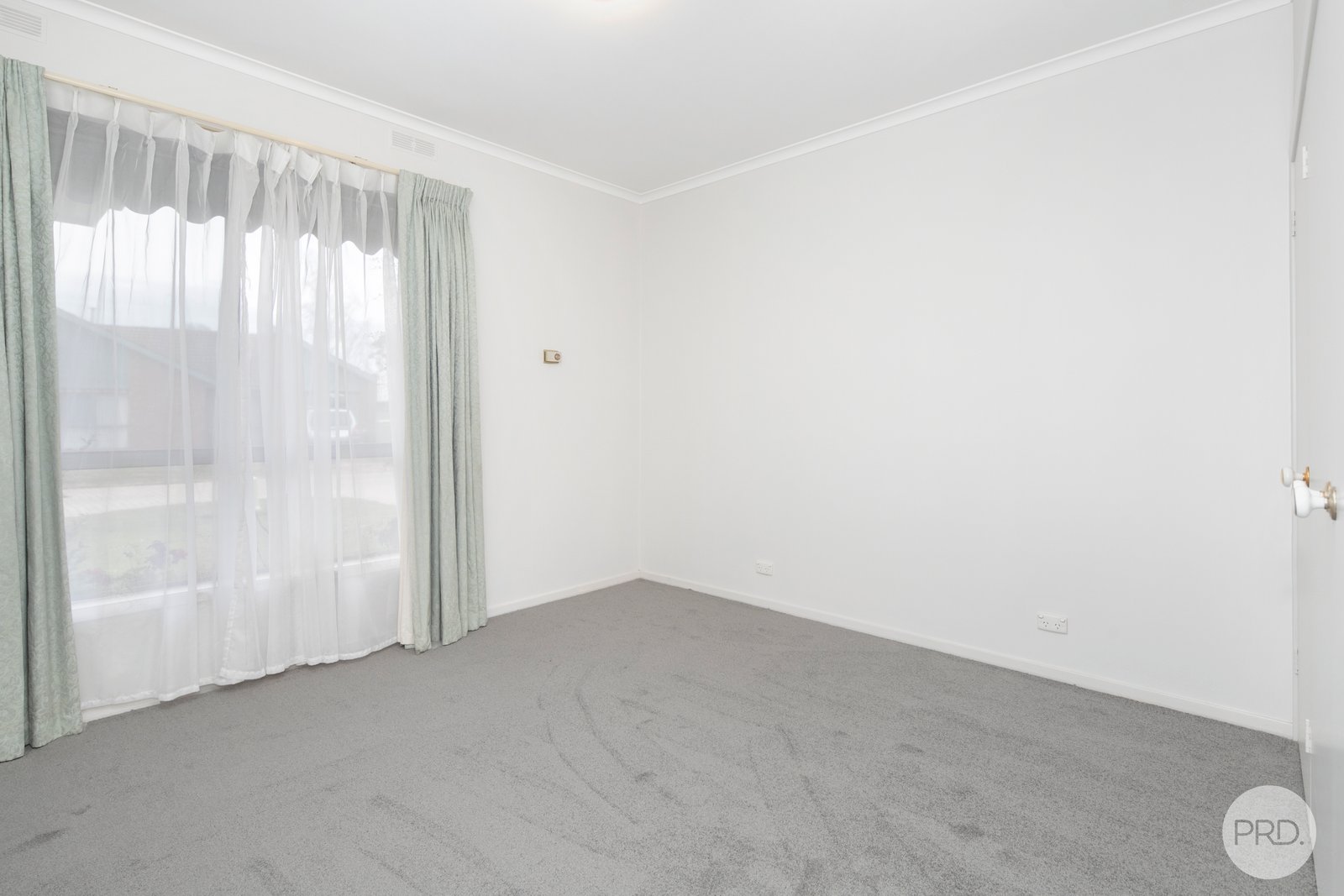 3/147 Wendouree Parade LAKE WENDOUREE 9