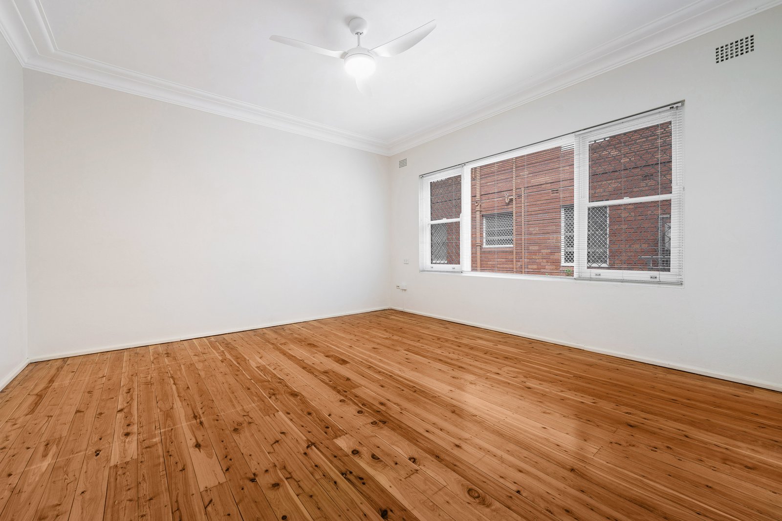 3/148 The Grand Parade MONTEREY 2