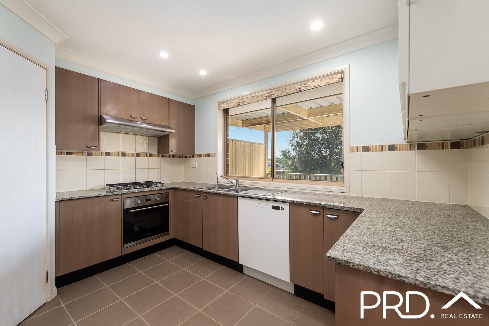 314a The River Road REVESBY HEIGHTS 4