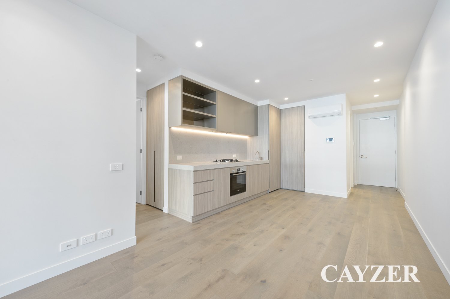 Gallery: 314B/320 Plummer Street
