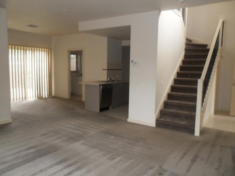 Gallery: 3/15-17 Hope Street
