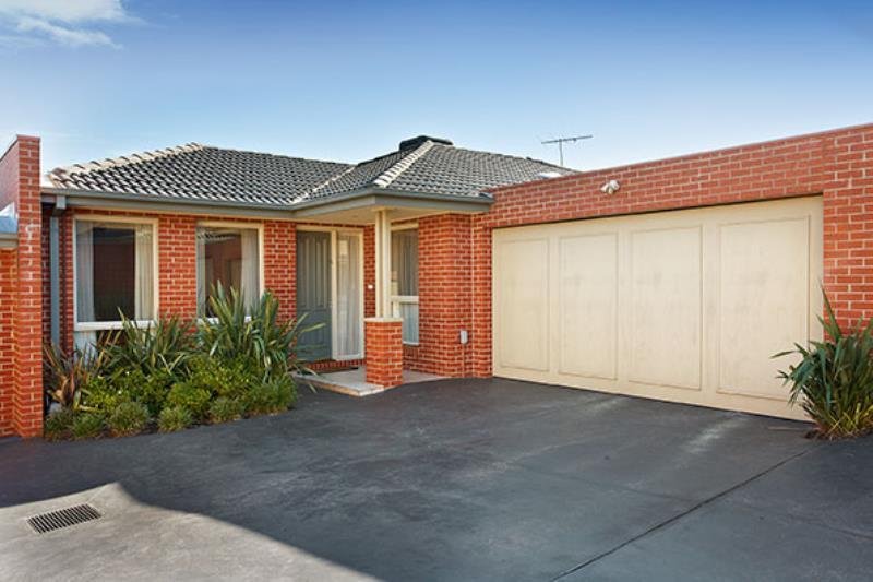 Real Estate and Property in 3/15 Alexander Avenue, Oakleigh East, VIC