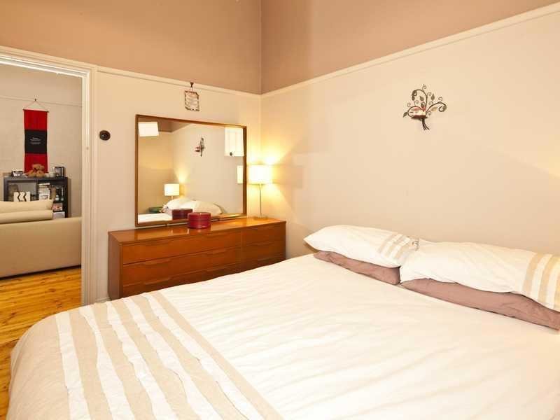 315 Armstrong Street North SOLDIERS HILL 6