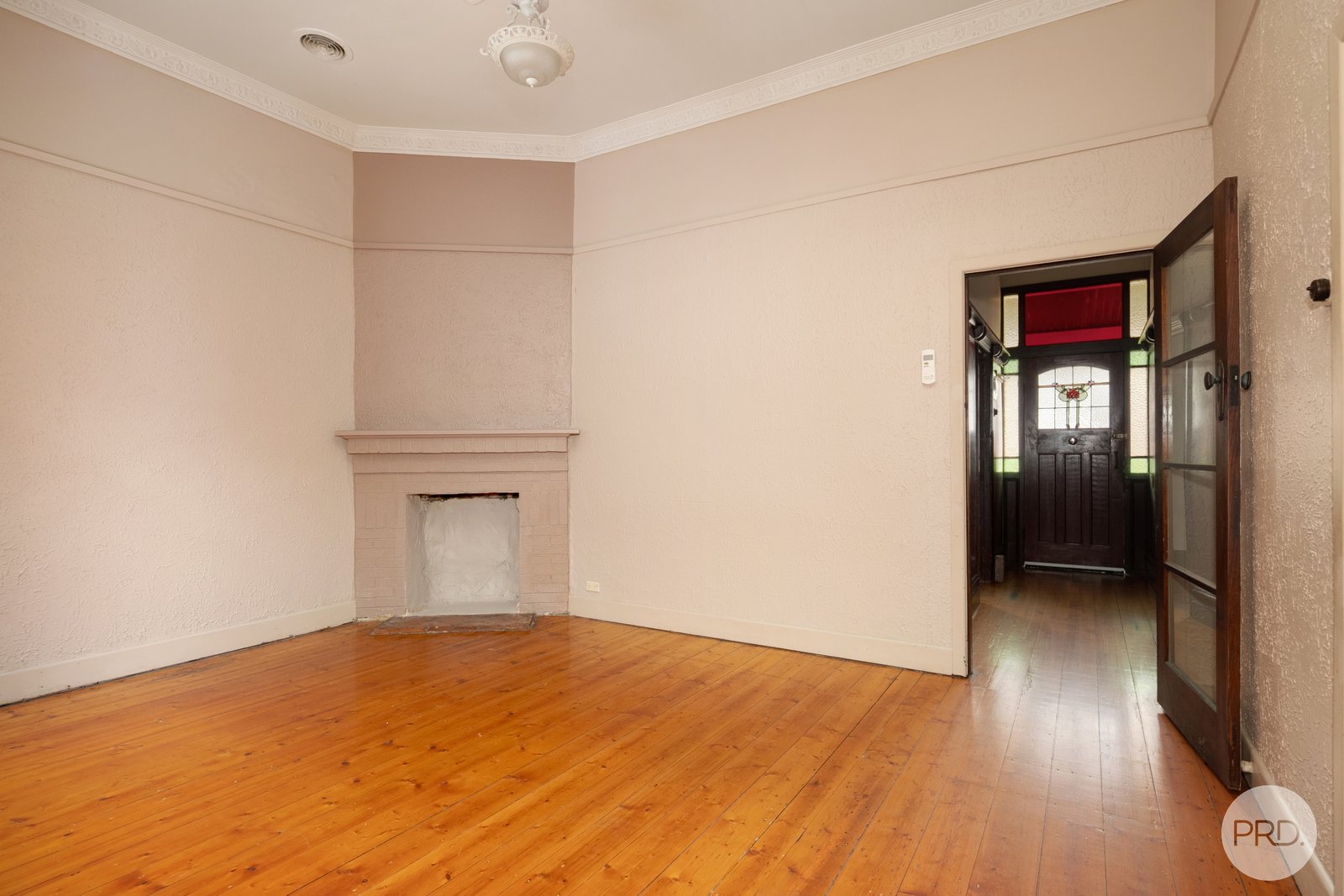 315 Armstrong Street North SOLDIERS HILL 3