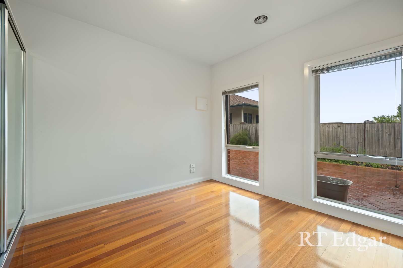 Real Estate and Property in 3/15 Collins Street, Preston, VIC