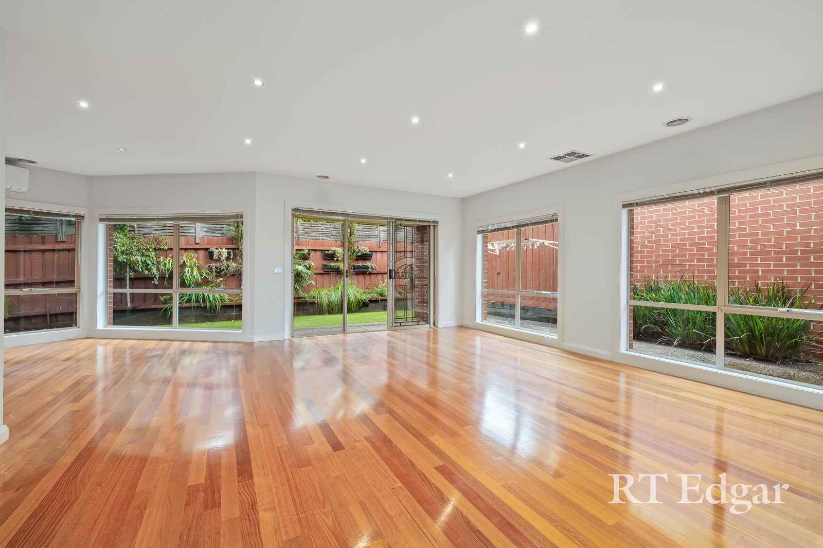 Real Estate and Property in 3/15 Collins Street, Preston, VIC