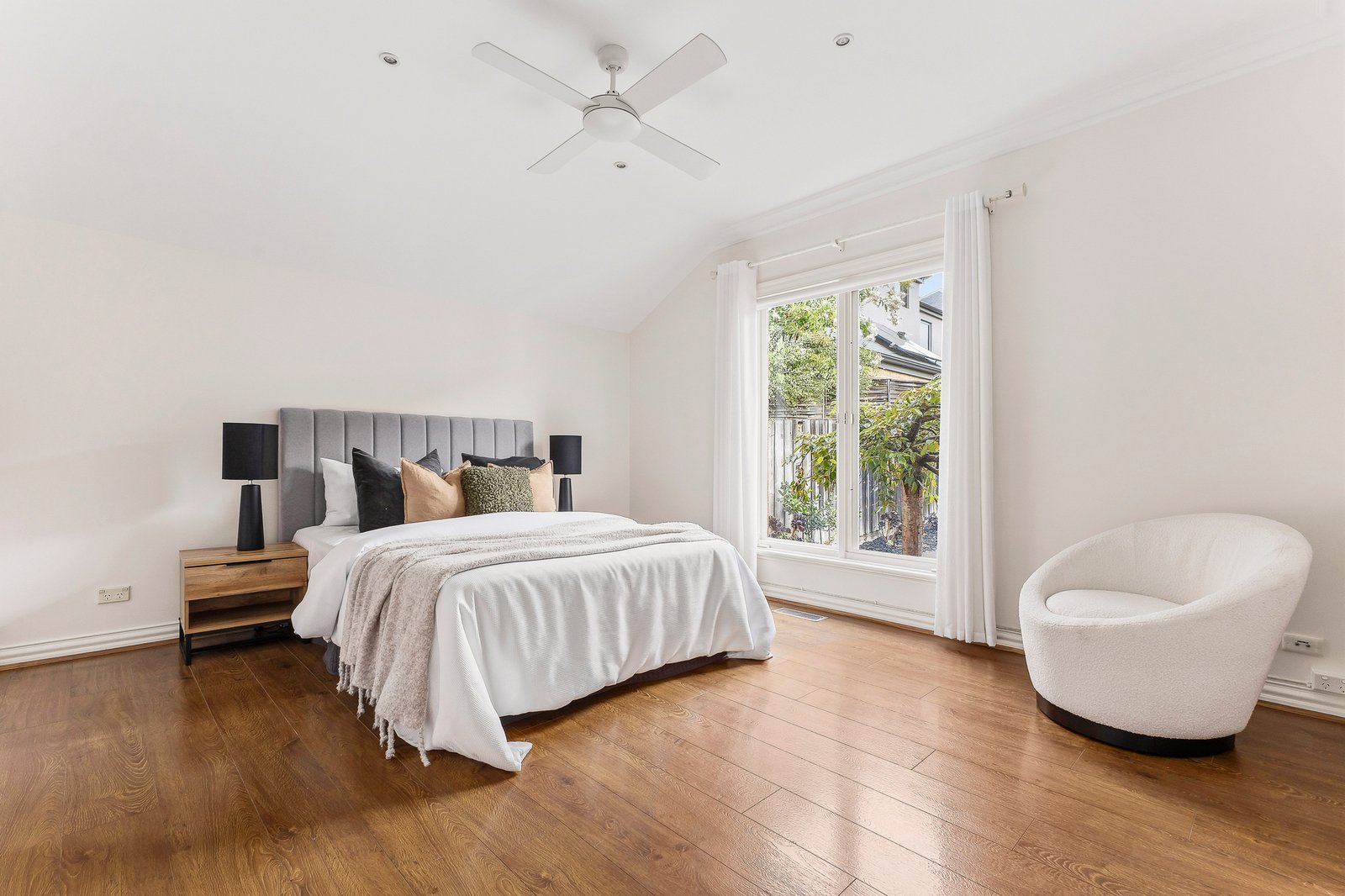 3/15 Dickens Street, Glen Iris, 3146