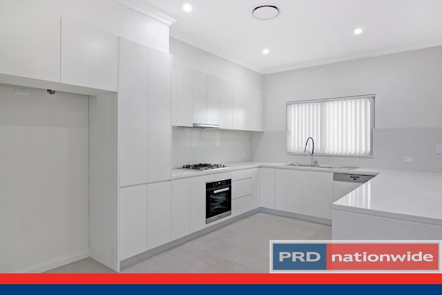 3/15 Gungah Bay Road OATLEY 3