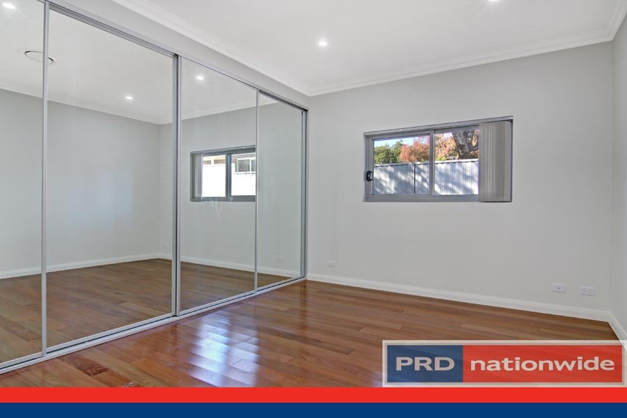 3/15 Gungah Bay Road OATLEY 7