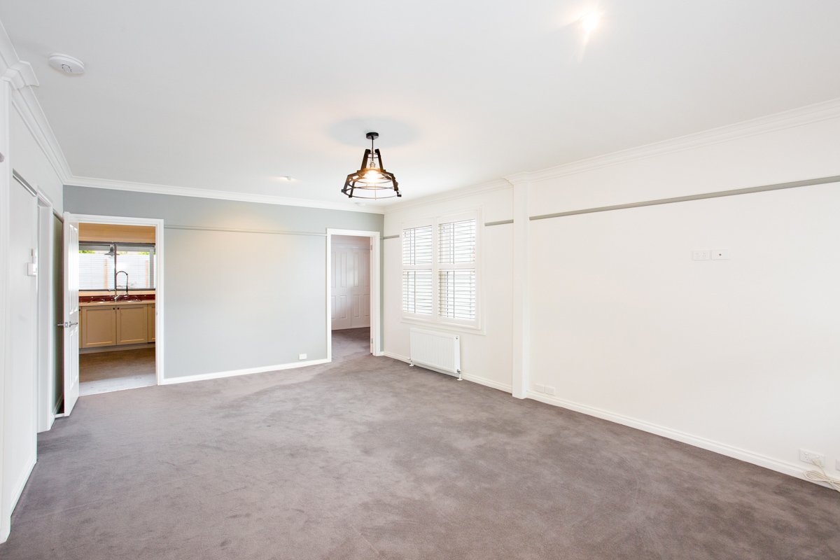 Gallery: 315 Humffray Street South