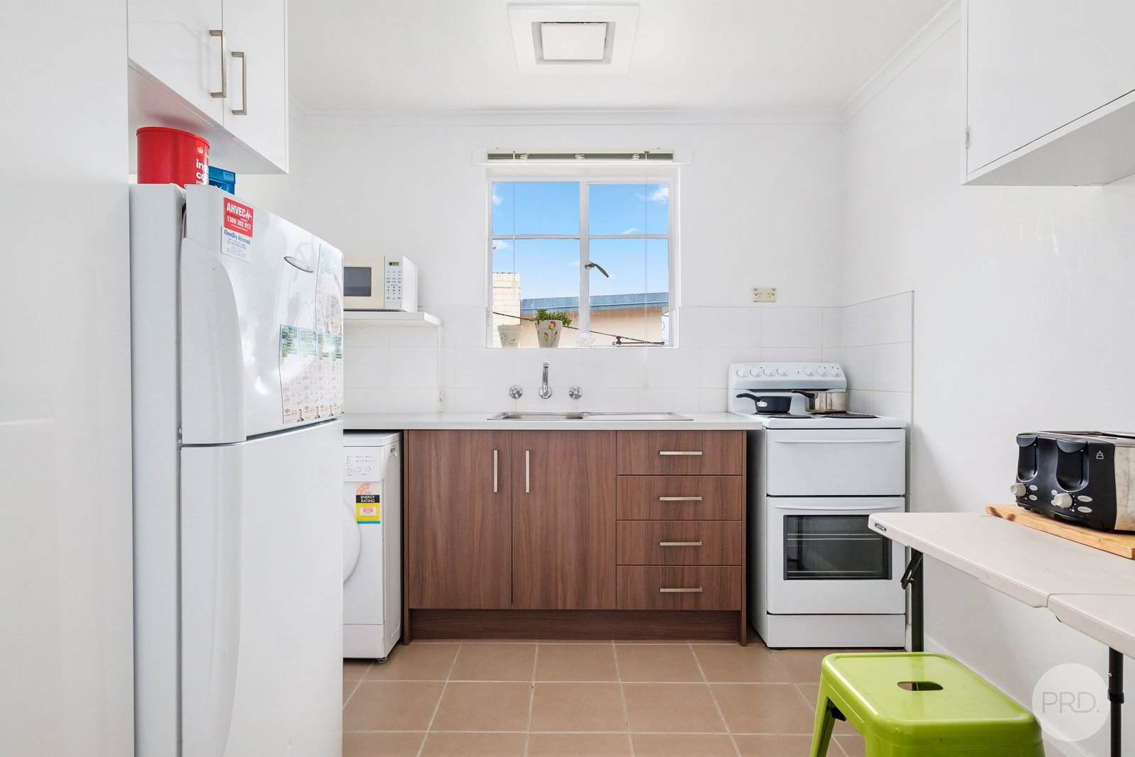 3/15 McCann Crescent LENAH VALLEY 6