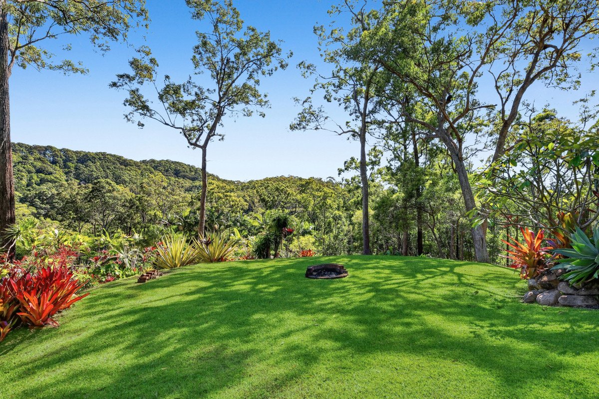 315 Trees Road Tallebudgera 4