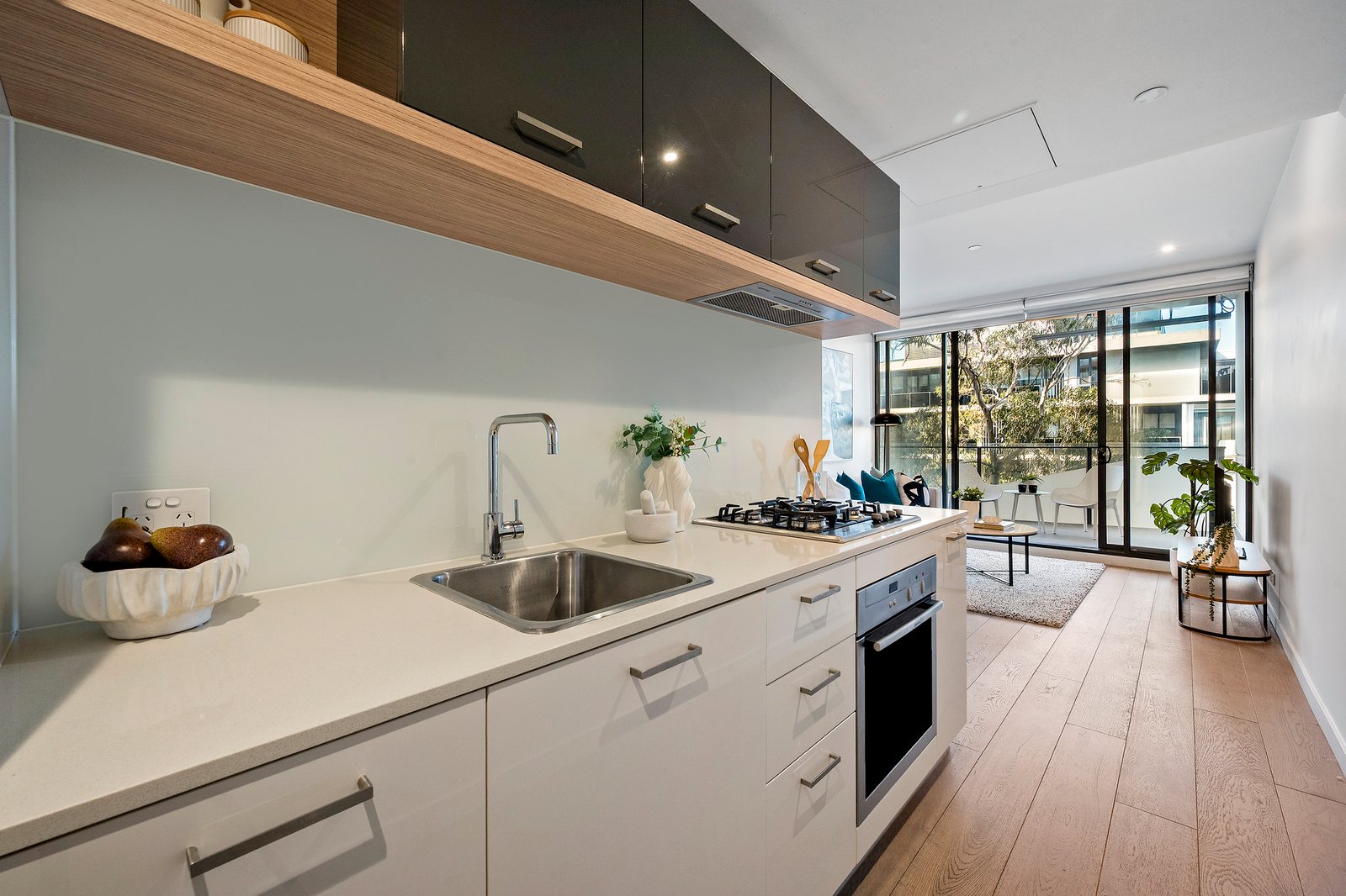 Gallery: 315/222 Bay Road
